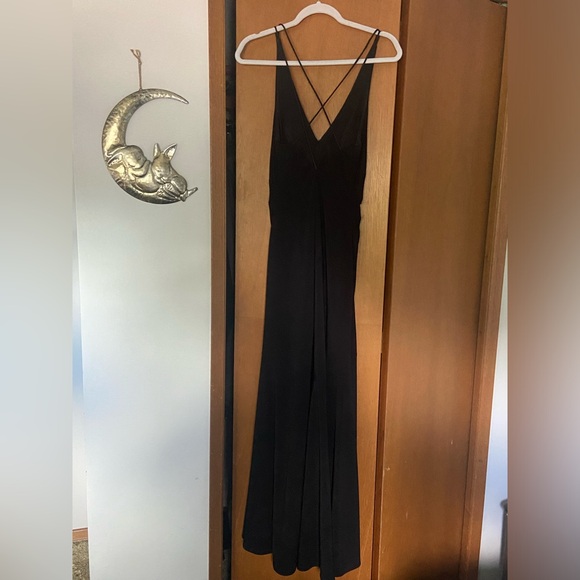 Stunning Strappy Vintage Dress with Beaded Appliqué - Picture 3 of 3